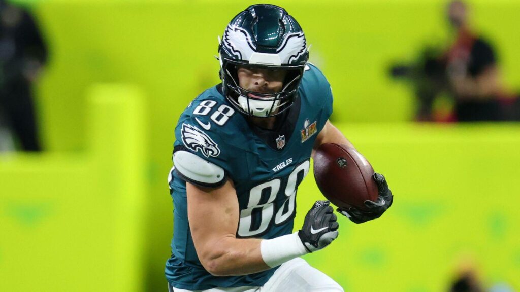 Dallas Goedert injury update: Eagles TE ruled out for Week 2 matchup vs. Chiefs with knee sprain
