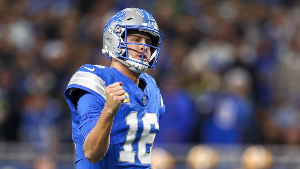 NFL Week 1 odds, predictions, expert picks: Packers-Lions, Bills-Ravens highlight loaded slate