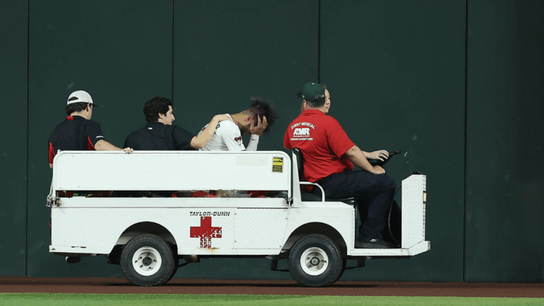 Lourdes Gurriel Jr. injury: D-backs outfielder tears ACL on bizarre play, likely to miss large portion of 2026