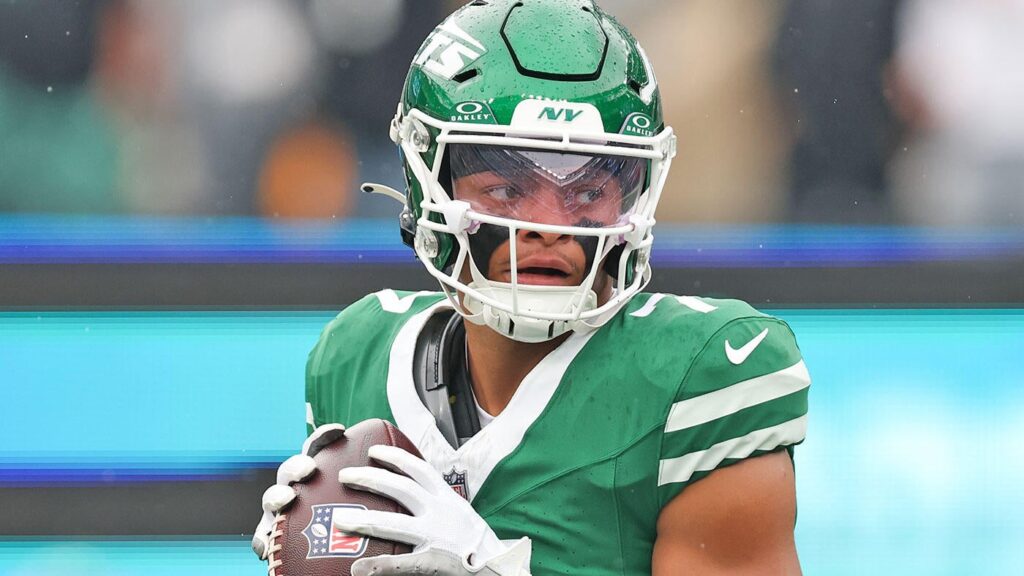 Five NFL veterans who impressed in their team debuts, plus five who must improve in a hurry