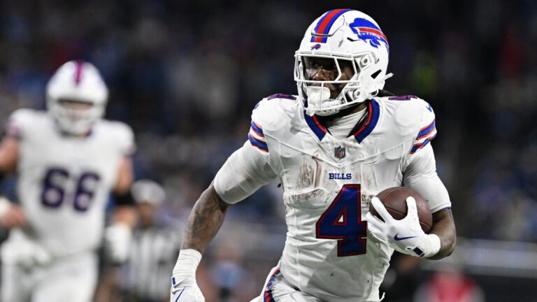 Bills vs. Dolphins props, SportsLine Machine Learning Model AI picks, bets: James Cook Over 65.5 rushing yards