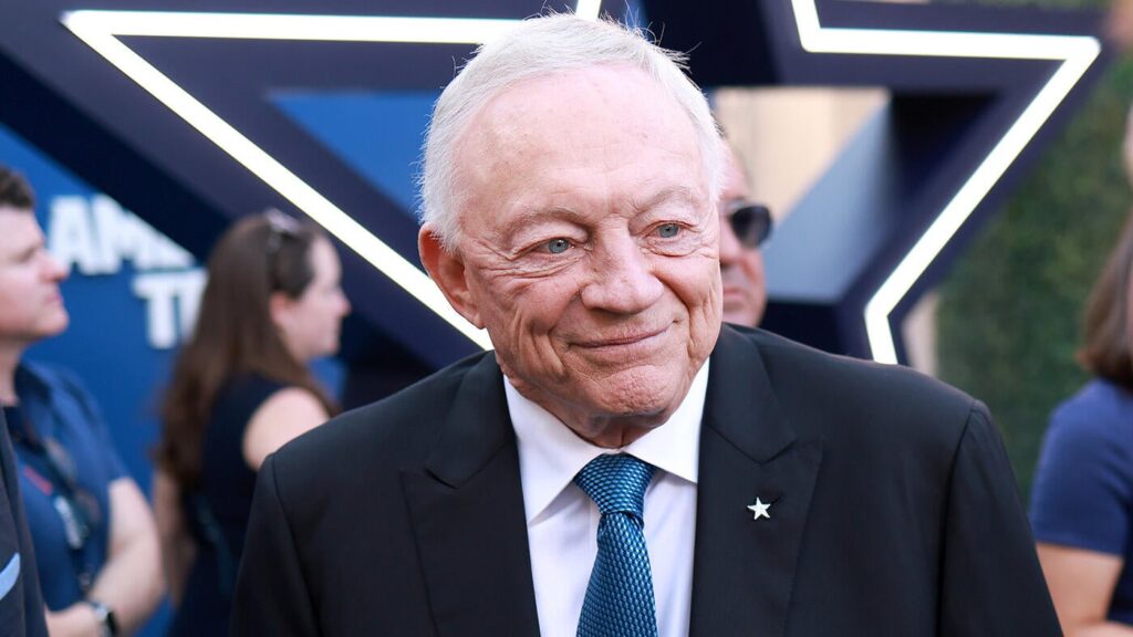 Cowboys, Bengals voted NFL's most 'unstable' franchises, according to agents; Panthers, Browns next