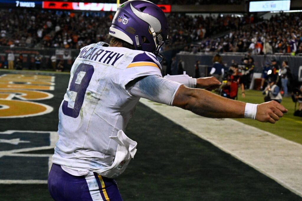 How Bears collapsed vs. Vikings on 'Monday Night Football' with penalties, offensive stallouts