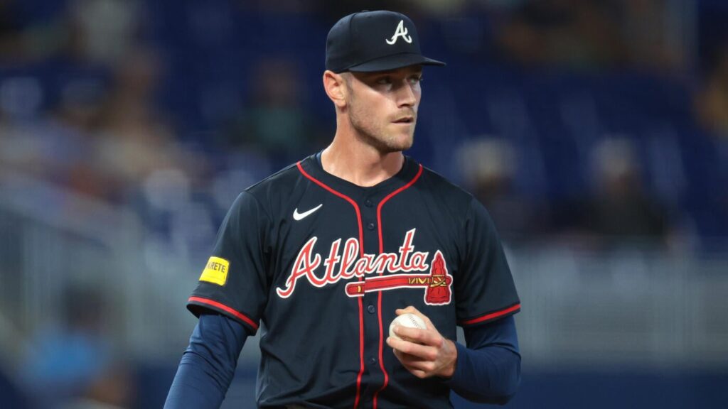 Today's best MLB pitcher strikeout props: Back Braves starter against Cubs