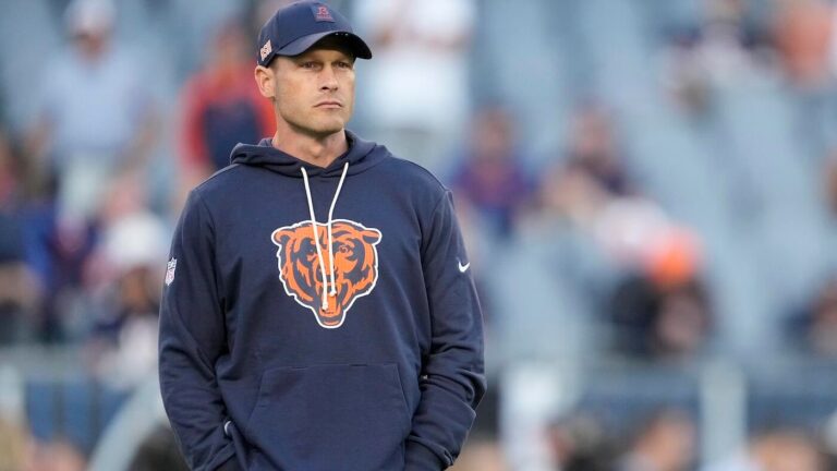 How Ben Johnson bungled the end of Bears coaching debut with timeout usage and kickoff decision