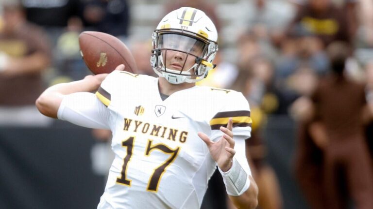 Wyoming to retire Josh Allen's No. 17 jersey during game against Nevada