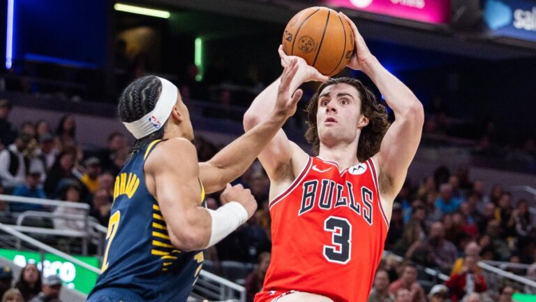 Josh Giddey, Bulls agree to four-year, $100 million contract extension, per report