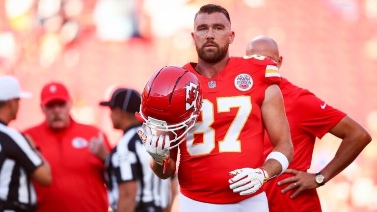 Travis Kelce says he has 'no excuse' for collision that injured Xavier Worthy vs. Chargers: 'Got to be better'