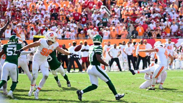 Live by the foot, die by the foot: Why the NFL saw a wild week of blocks and what it means for special teams