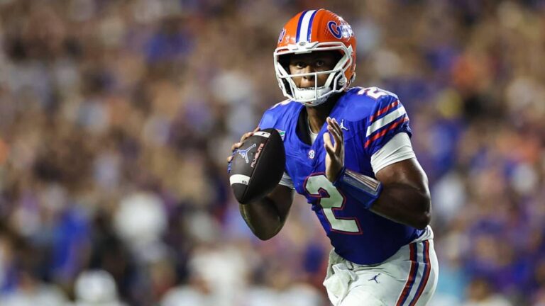 College football picks: Predictions against the spread, odds, betting lines for top 25 games in Week 4