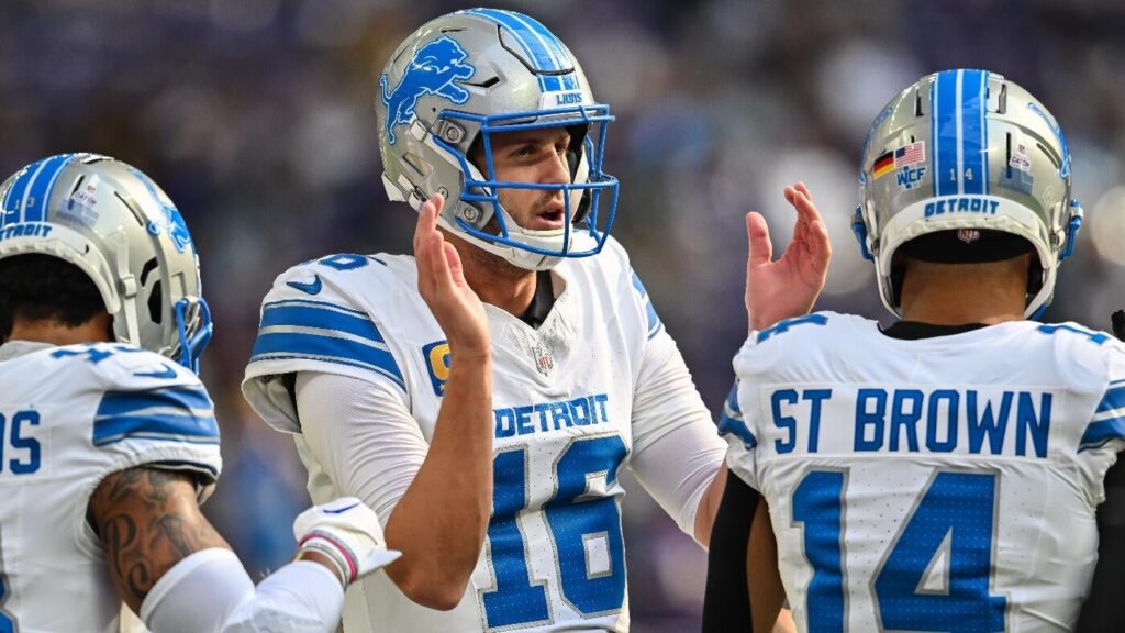 NFL Week 1 picks and score predictions: Eagles top Cowboys in Thursday night shootout, Lions shock Packers