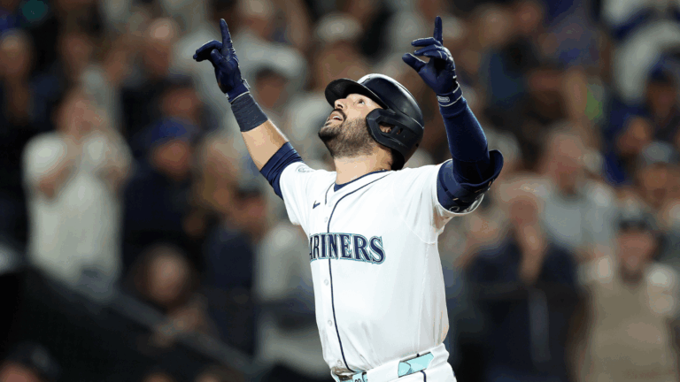 Mariners clinch AL West: Seattle holds off Astros, secures division title for first time since 2001