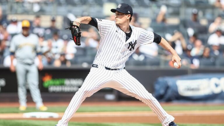 Today's top games to watch, best bets, odds: Compelling MLB showdowns, WNBA and more