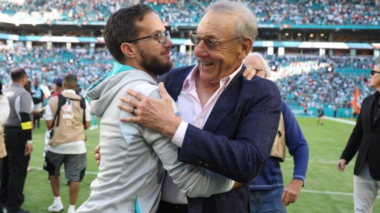 Dolphins owner Stephen Ross will be patient with coach Mike McDaniel, firing not imminent, per report