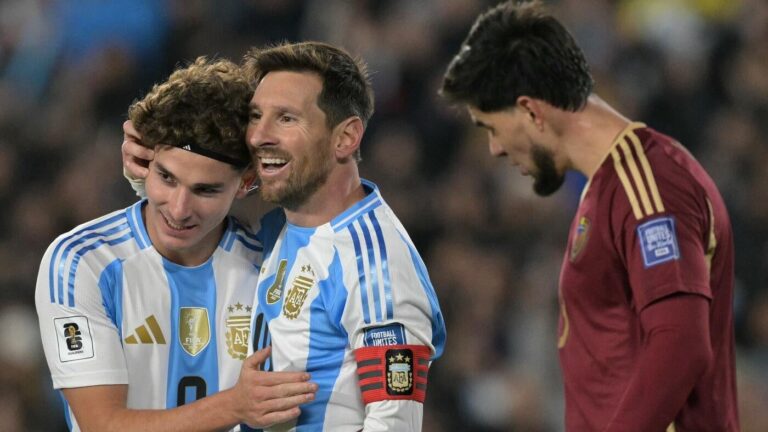 Lionel Messi scores clever goal for Argentina in World Cup winner's potentially last official home match