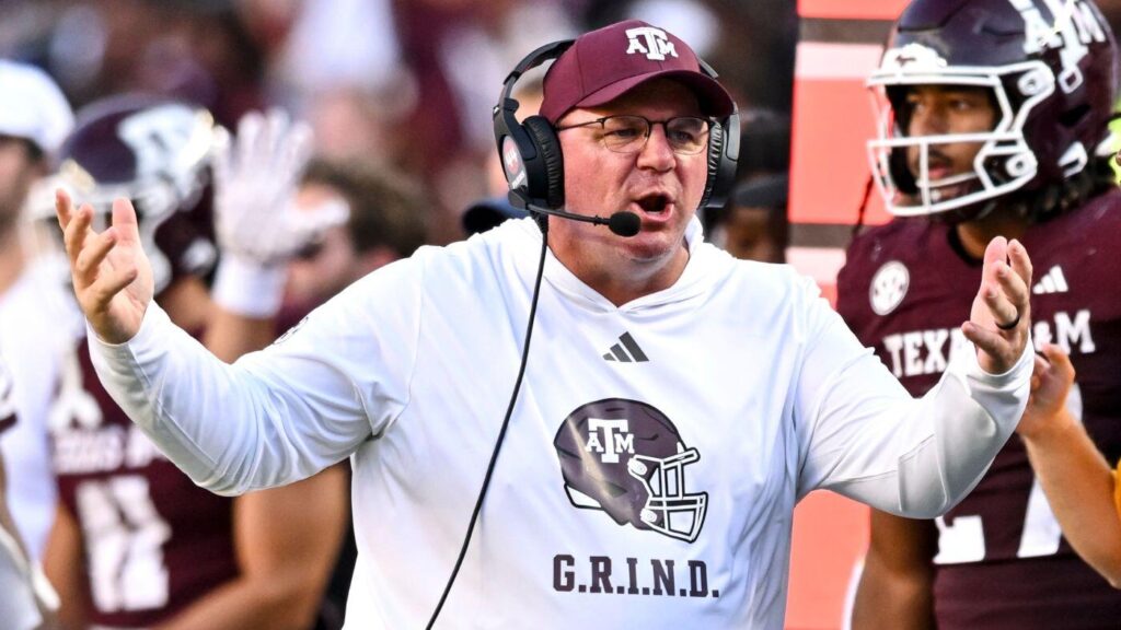 Texas A&M's Mike Elko channels Brian Kelly in postgame jab at reporters after Aggies' win over Auburn