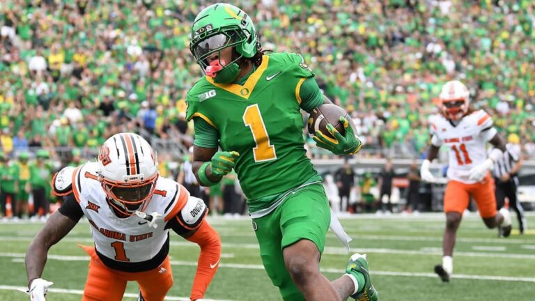 Tom Fornelli's College Football Power Ratings: Oregon climbs, Texas slides despite lopsided win
