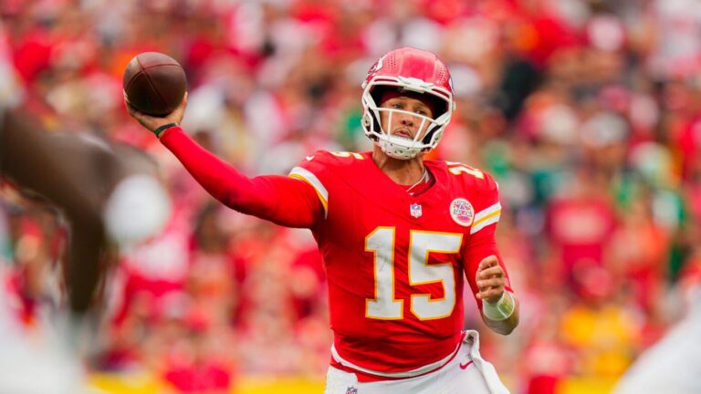 NFL Week 3 betting strategy: Top money line parlays involving favorites, underdogs