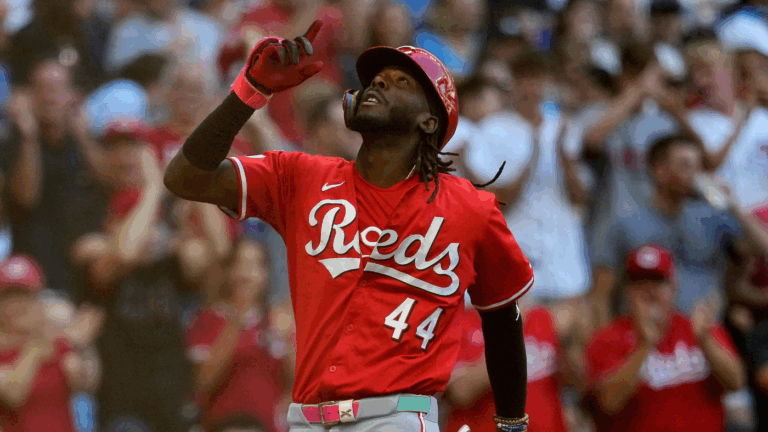 Reds clinch MLB playoff spot, take advantage of Mets' collapse to secure wild card berth