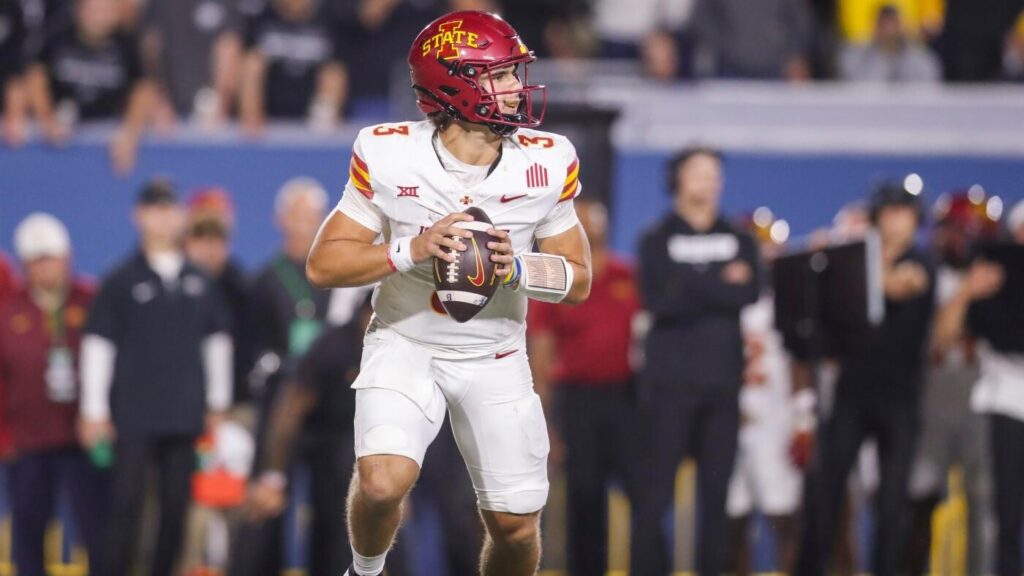 Iowa vs. Iowa State prediction, odds, start time: 2025 college football Week 2 picks from expert on 7-0 run