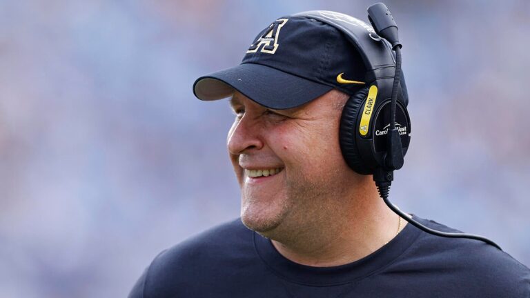 Shawn Clark dies at 50: UCF assistant, former Appalachian State coach recently suffered 'medical emergency'