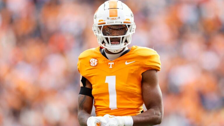 Tennessee down a pair of starting CBs for key early season SEC showdown vs. Georgia, per report