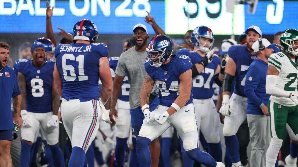 Chiefs vs. Giants props, bets, SportsLine Machine Learning Model AI predictions: Johnson over 20.5 receiving