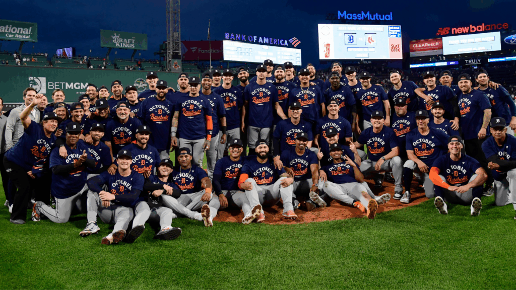 Tigers clinch playoff berth: Despite historic collapse, Detroit set for return trip to MLB postseason