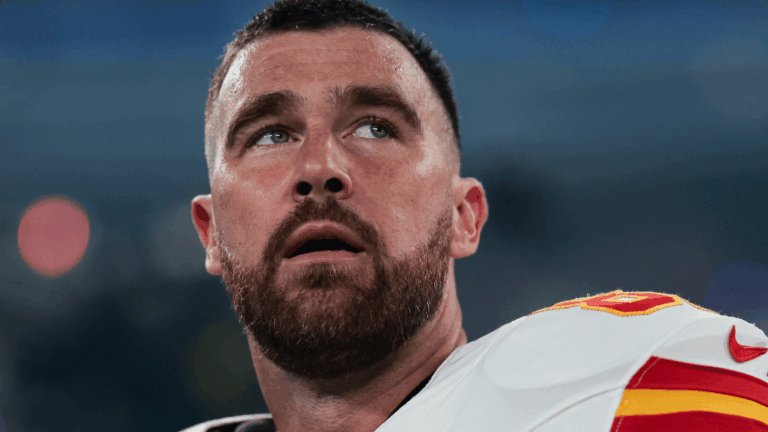 Travis Kelce details Chiefs sideline exchange with Andy Reid: 'We know each other's intentions'