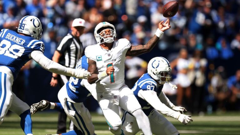 Tua Tagovailoa, Tyreek Hill and the Dolphins offense looked lost in a Week 1 blowout. Can they turn it around?