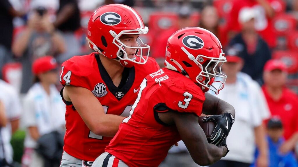 Alabama vs. Georgia prediction, pick, odds, spread: Crimson Tide hit the road for SEC opener with Bulldogs