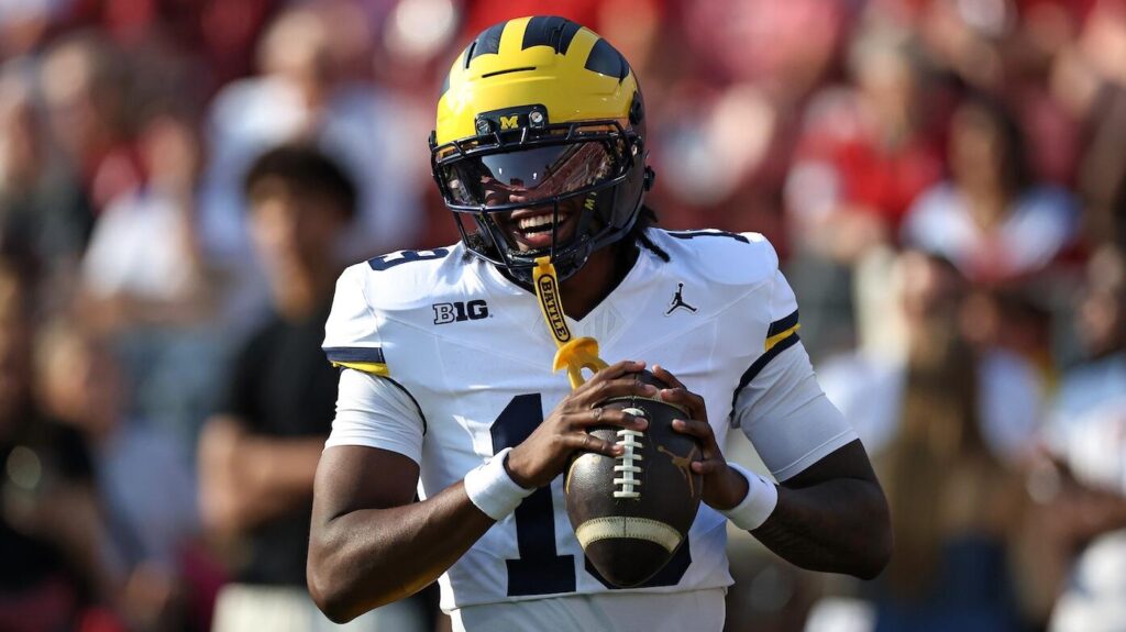 Michigan vs. Nebraska prediction, pick, odds, spread: Bryce Underwood, Dylan Raiola duel in Big Ten opener