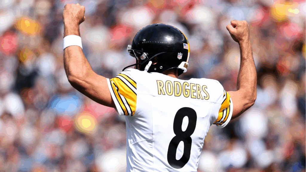 Steelers' Aaron Rodgers passes former Packers teammate Brett Favre on NFL's career touchdown pass list