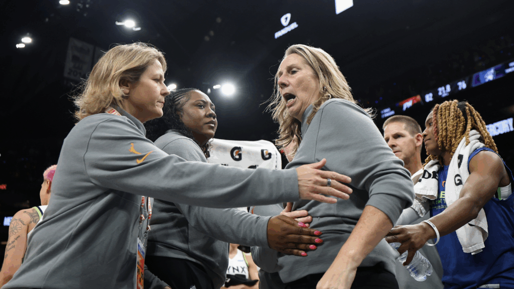 Lynx coach Cheryl Reeve ejected, star Napheesa Collier injured after no-call late in Game 3 loss to Mercury