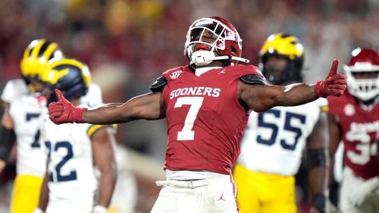 AP Top 25 poll: Oklahoma leaps over Michigan, Florida tumbles out of Week 3 college football rankings