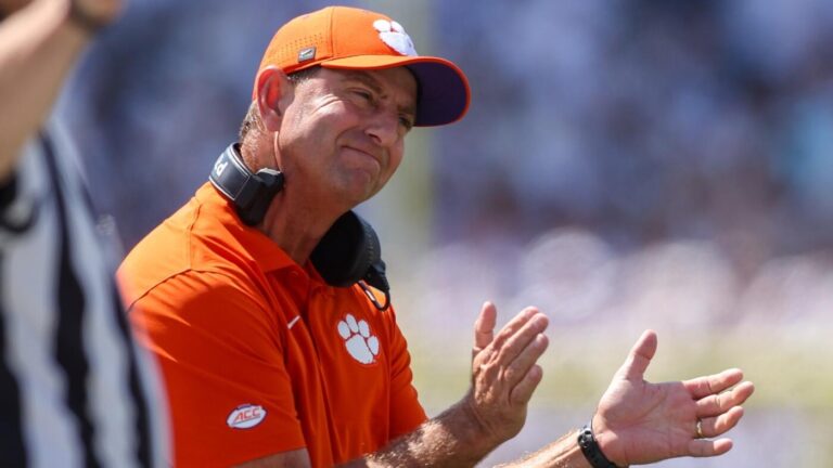 Dabo Swinney defends self, Clemson: '[If] they're tired of winning, they can send me on the way'