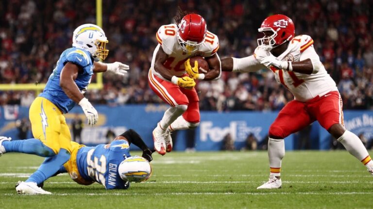 NFL Week 2 betting power ratings: React but don't overreact as Chiefs, Lions, 49ers among those moving down