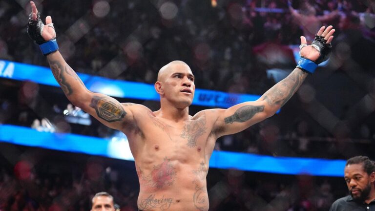 UFC 320 results, takeaways: Alex Pereira, Merab Dvalishvili continue to build historically strong resumes