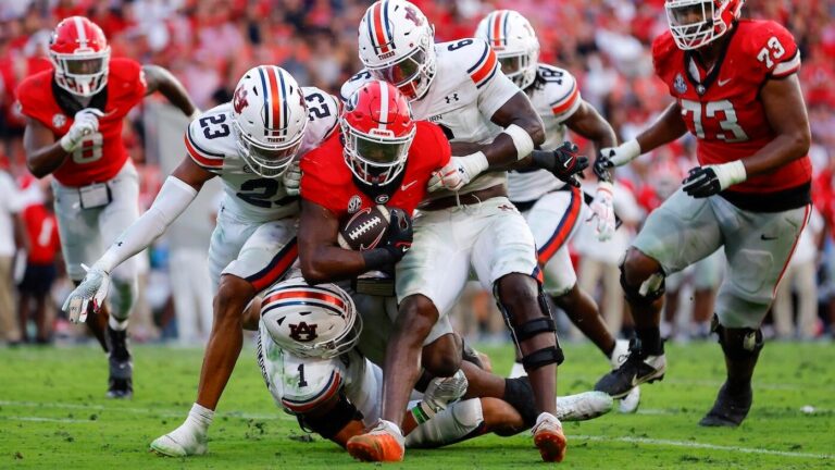 Georgia vs. Auburn prediction, pick, odds, spread: Bulldogs, Tigers clash in Deep South's Oldest Rivalry