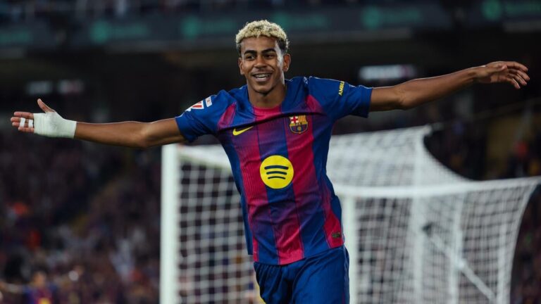 Barcelona vs. PSG live stream, odds: How to watch UEFA Champions League on Paramount+