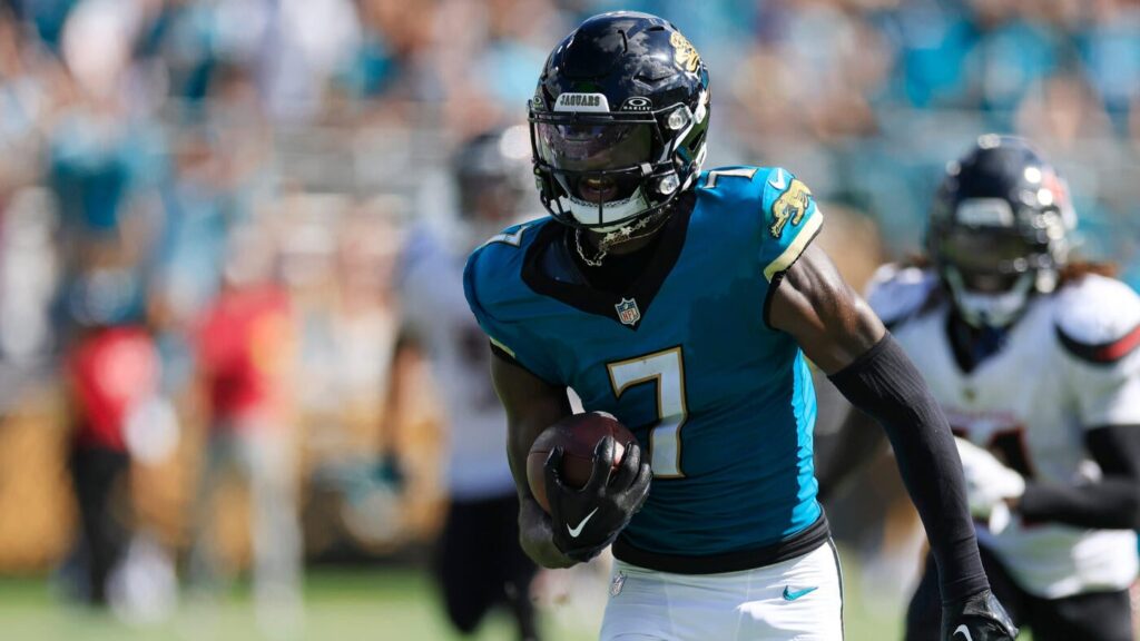 Fantasy Football Week 5 Lineup Decisions: Who to start, who to sit, must-start plays, flex plays and more