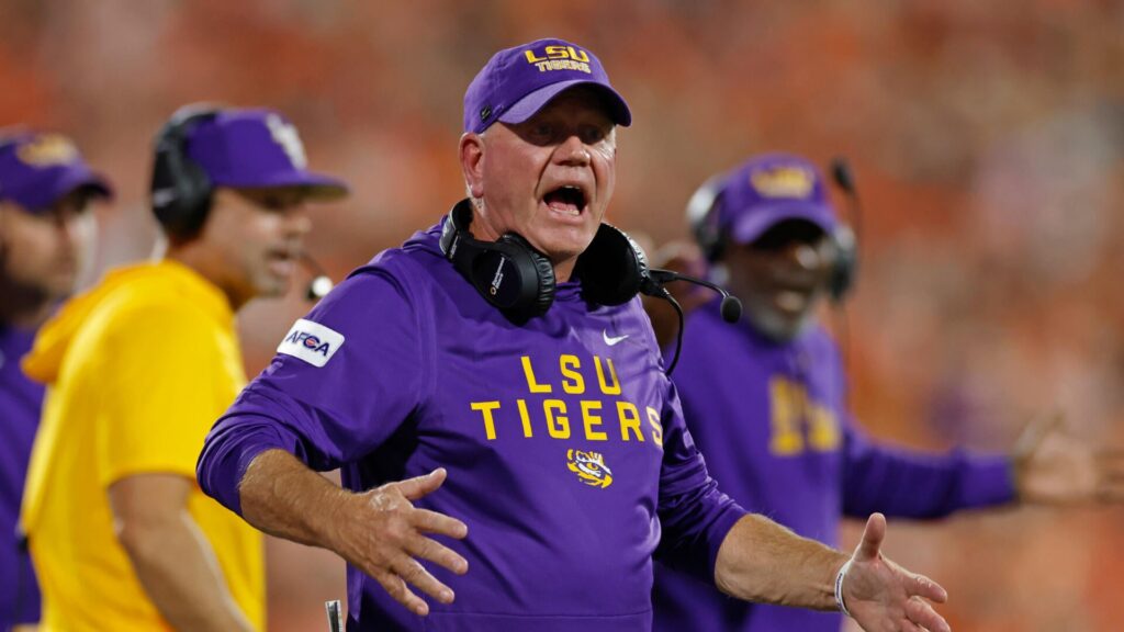 You can't fake 'fam-uh-lee' forever: Brian Kelly's end came fast, but his LSU downfall was years in the making
