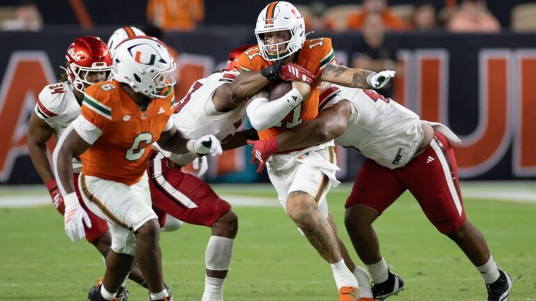 After a dominant start to the season, past problems returned to haunt Carson Beck, Miami in loss to Louisville