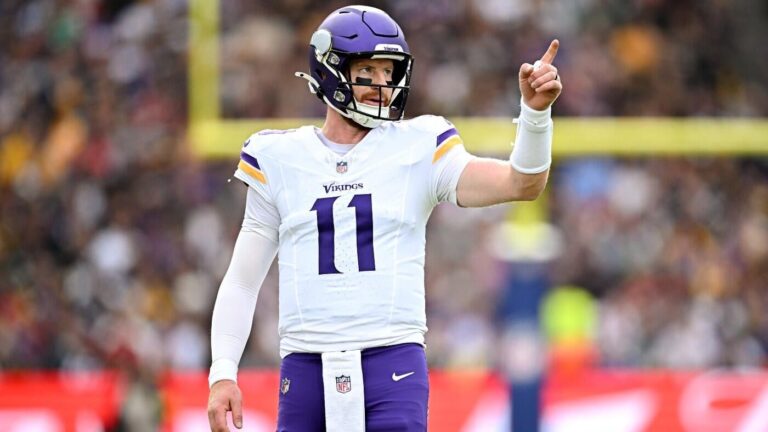 Last-minute best bets for NFL Week 7: Vikings send Eagles into further turmoil; Chiefs, Rashee Rice flex
