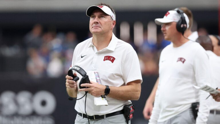 Dan Mullen stumps for Arkansas to hire Gus Malzahn while denying interest in SEC job