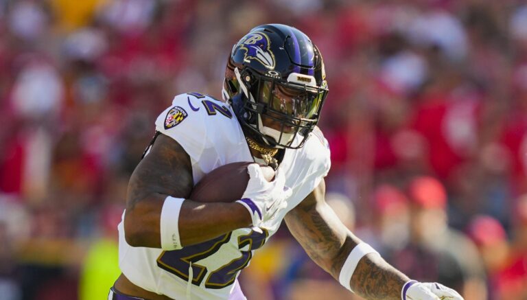 Ravens RB Derrick Henry passes Walter Payton, moves into fifth place on career rushing touchdowns list
