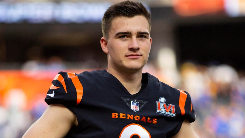 Bengals kicker Evan McPherson has NFL record 67-yard field goal foiled by Packers timeout