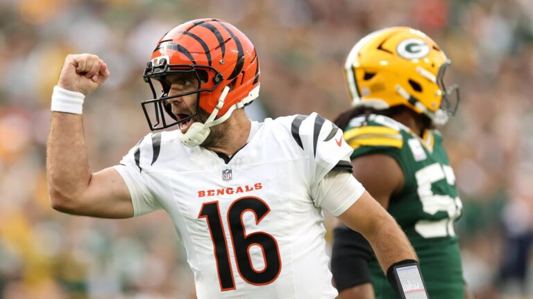 2025 NFL Trade Deadline Tracker: Live updates and analysis