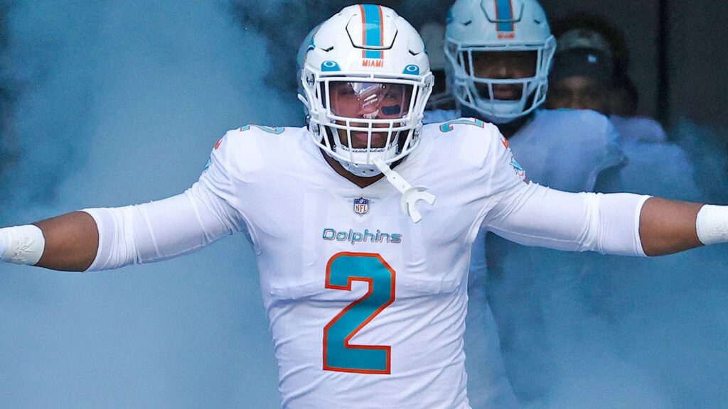 2025 NFL trade deadline buzz: Jets' Breece Hall, Dolphins' Bradley Chubb among seven key names to watch