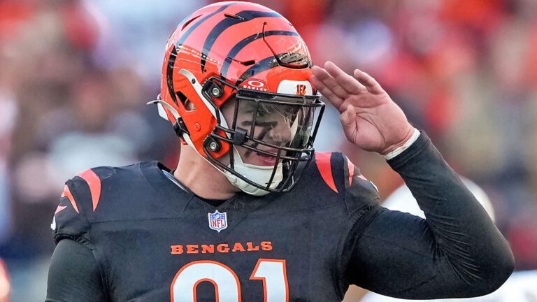 Predicting overreactions for NFL Week 7: Trey Hendrickson done with Bengals? Commanders miss playoffs?